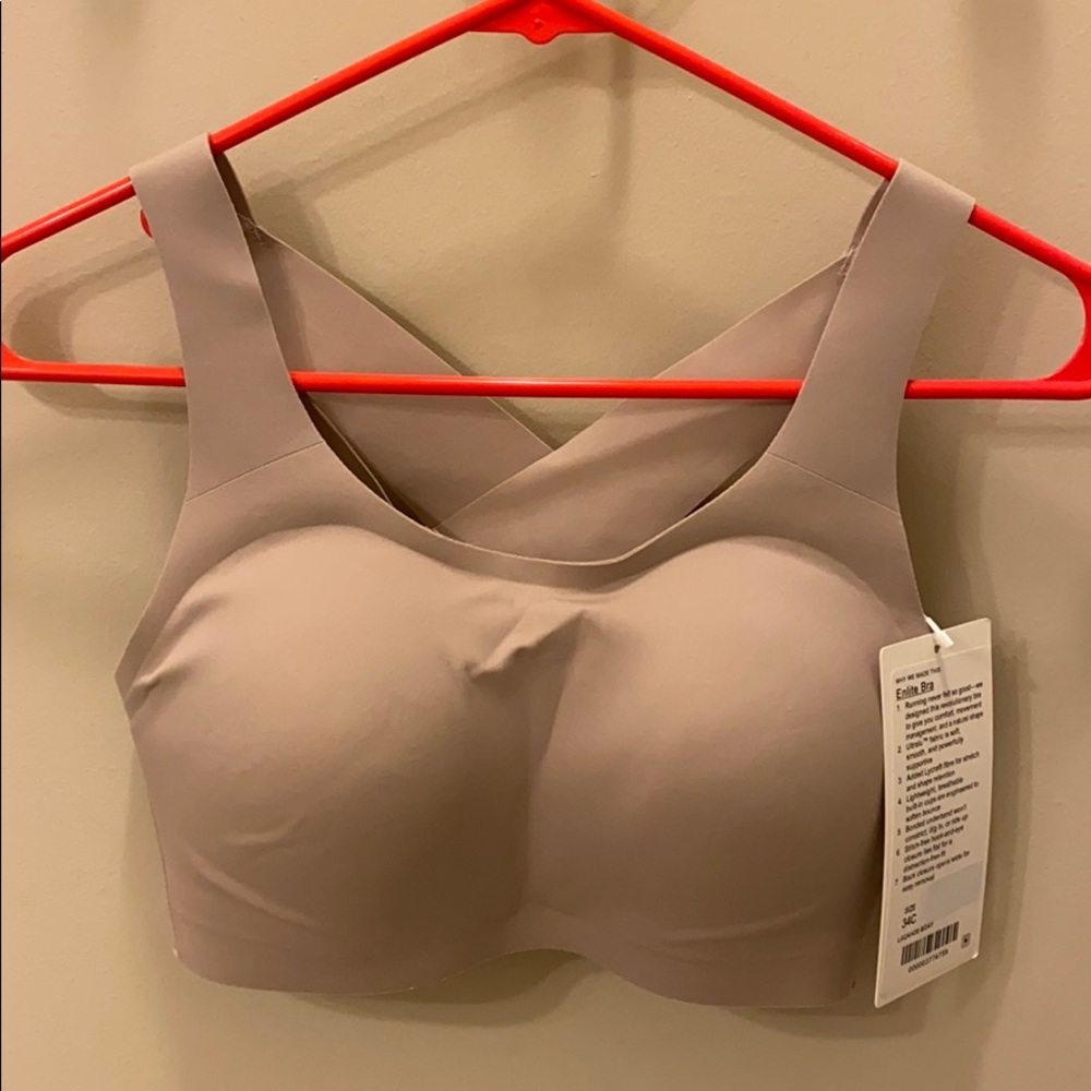 Lululemon Enlite Bra NEW WITH TAG